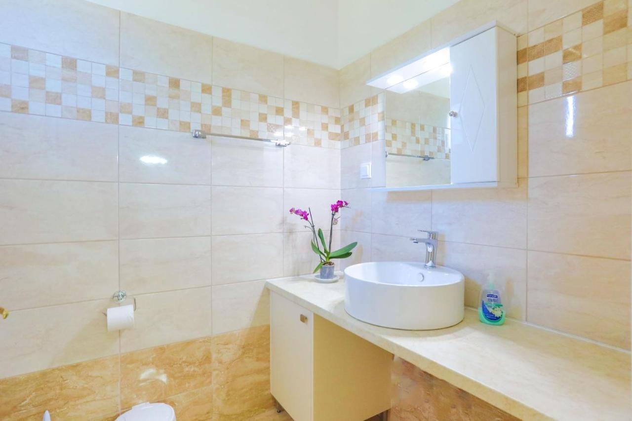 Fran Apartments Agios Spyridon  Zewnętrze zdjęcie